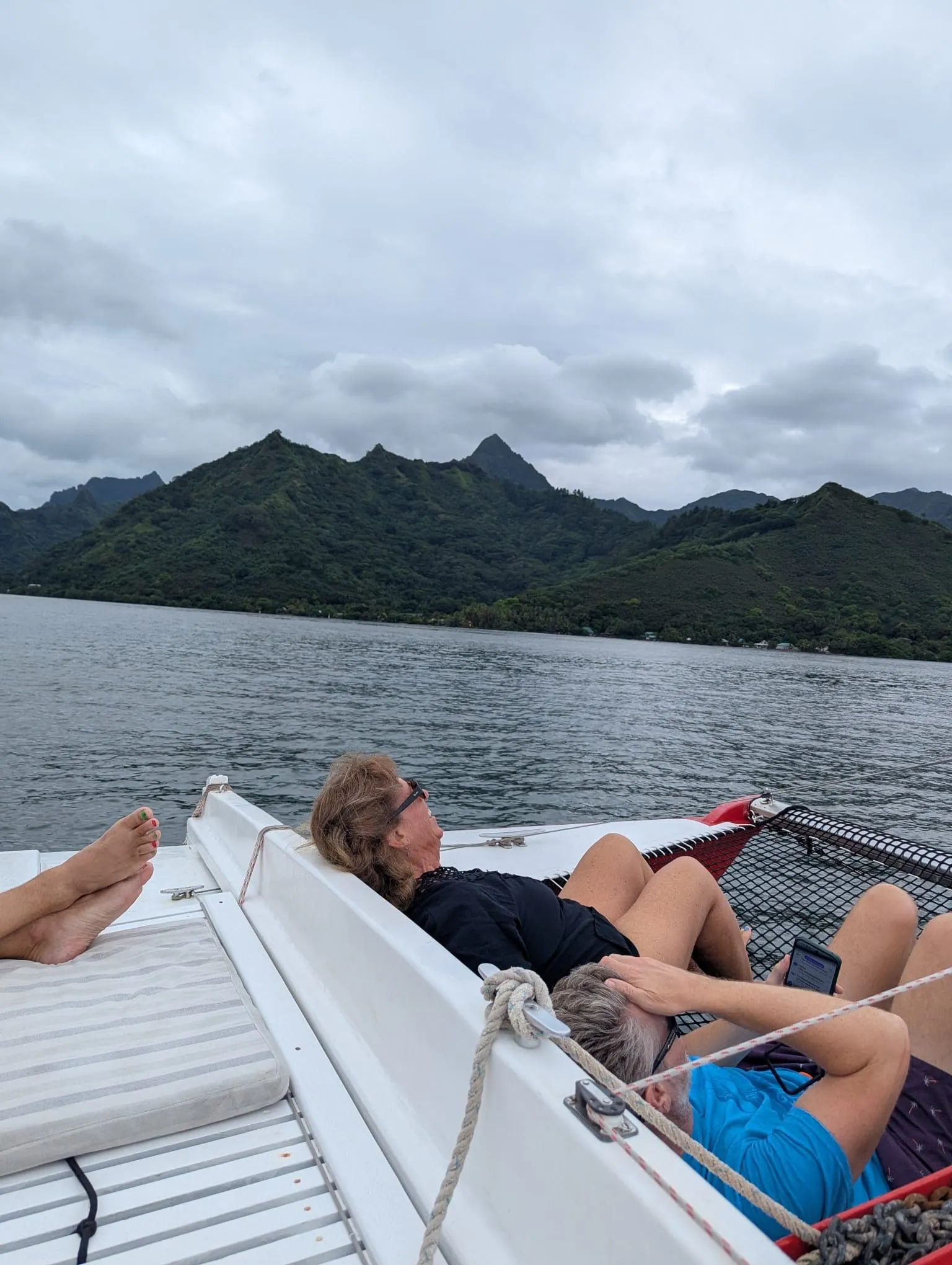 MOOREA,  FRENCH POLYNESIA - SAILING