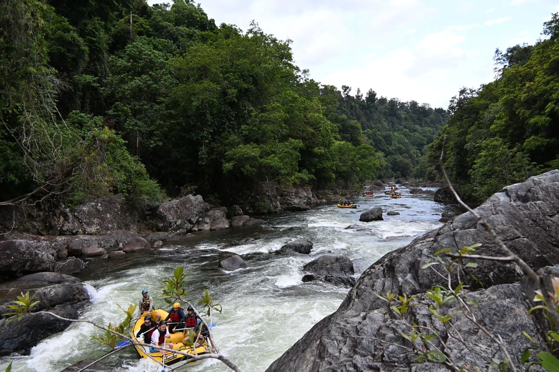 TULLY RIVER, WHITE WATER RAFTING, AUSTRALIA
