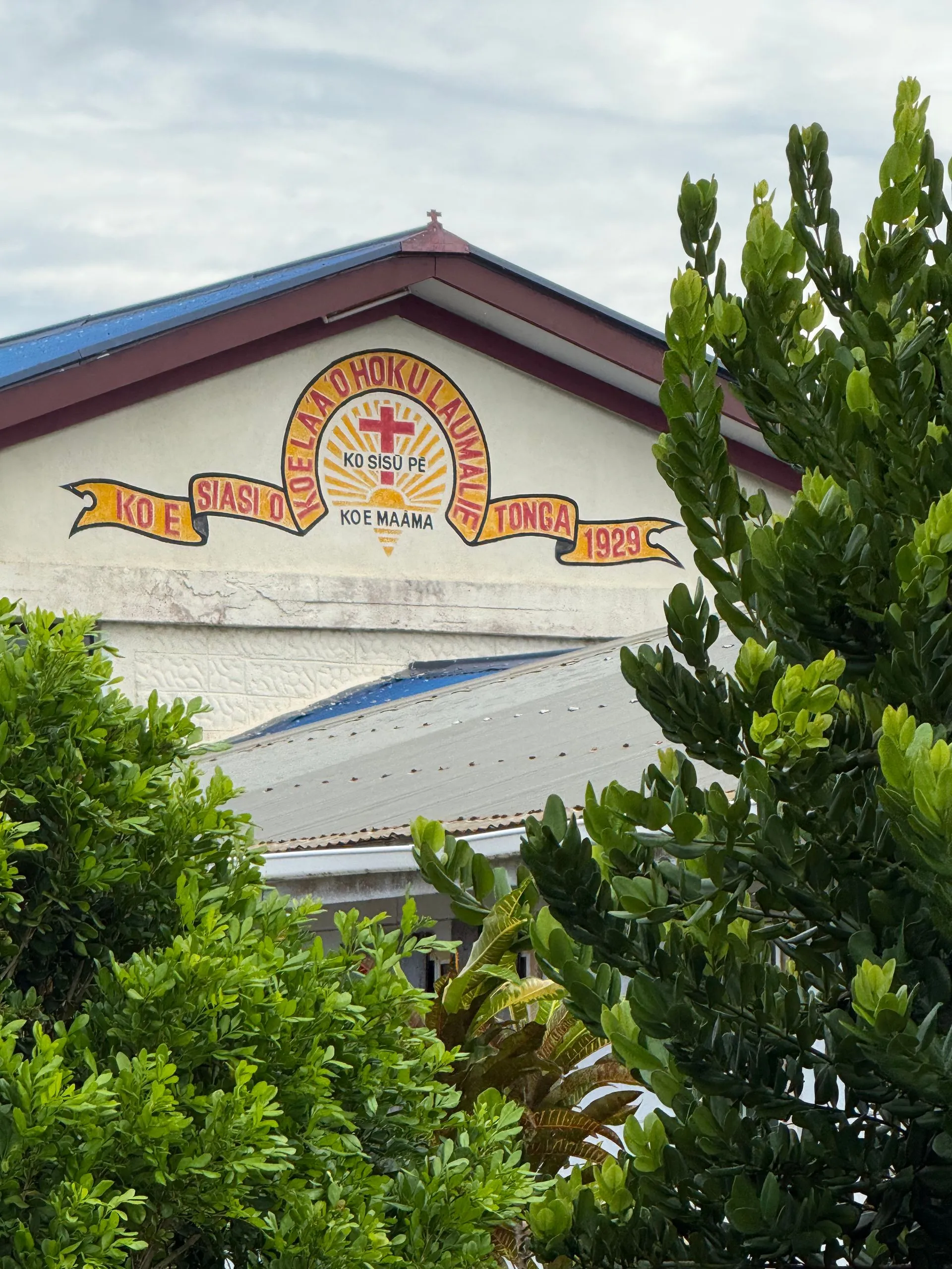 HA'APAI , TONGA - MATAFONUA RESORT