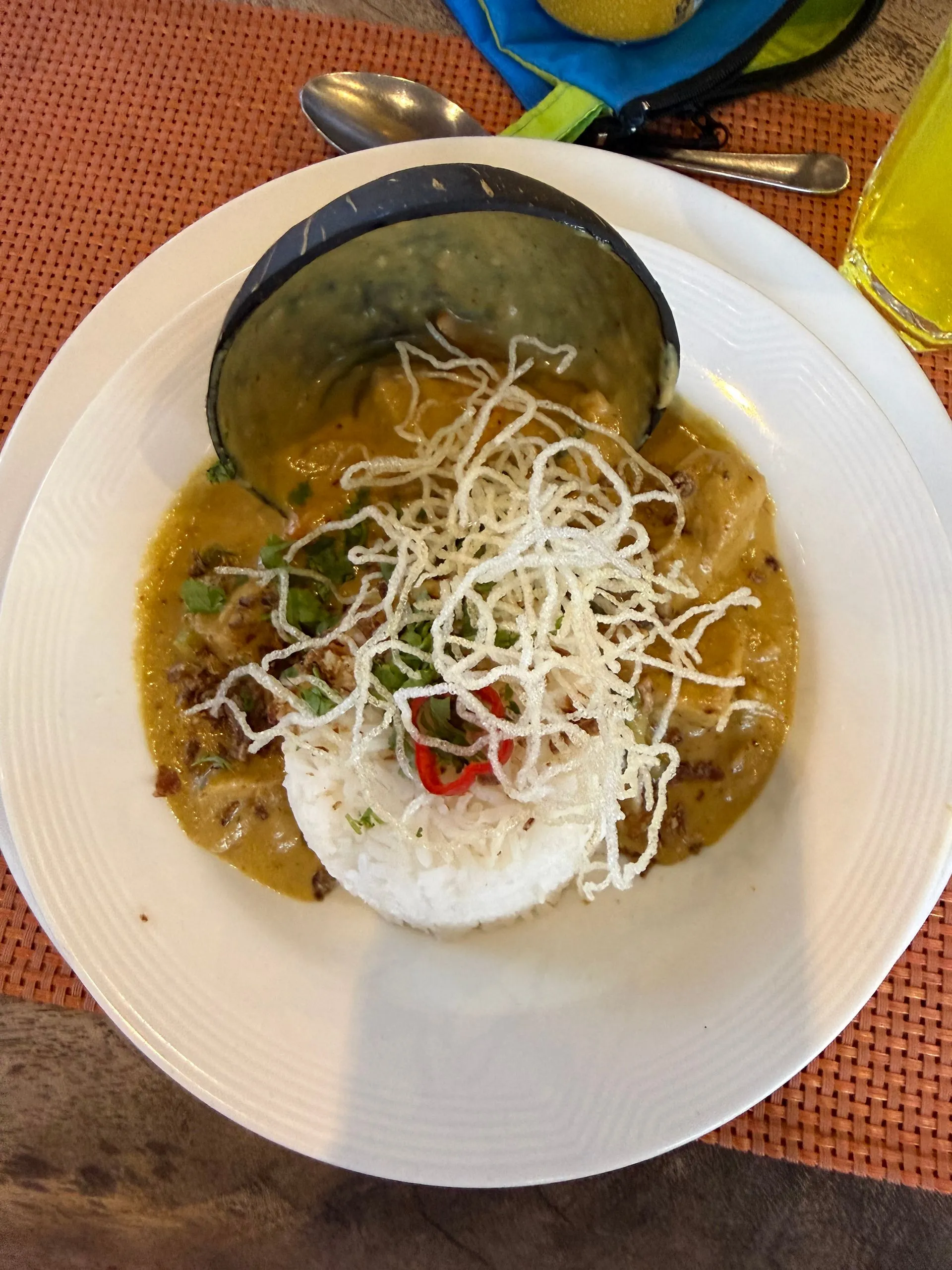 HA'APAI , TONGA - MATAFONUA RESORT