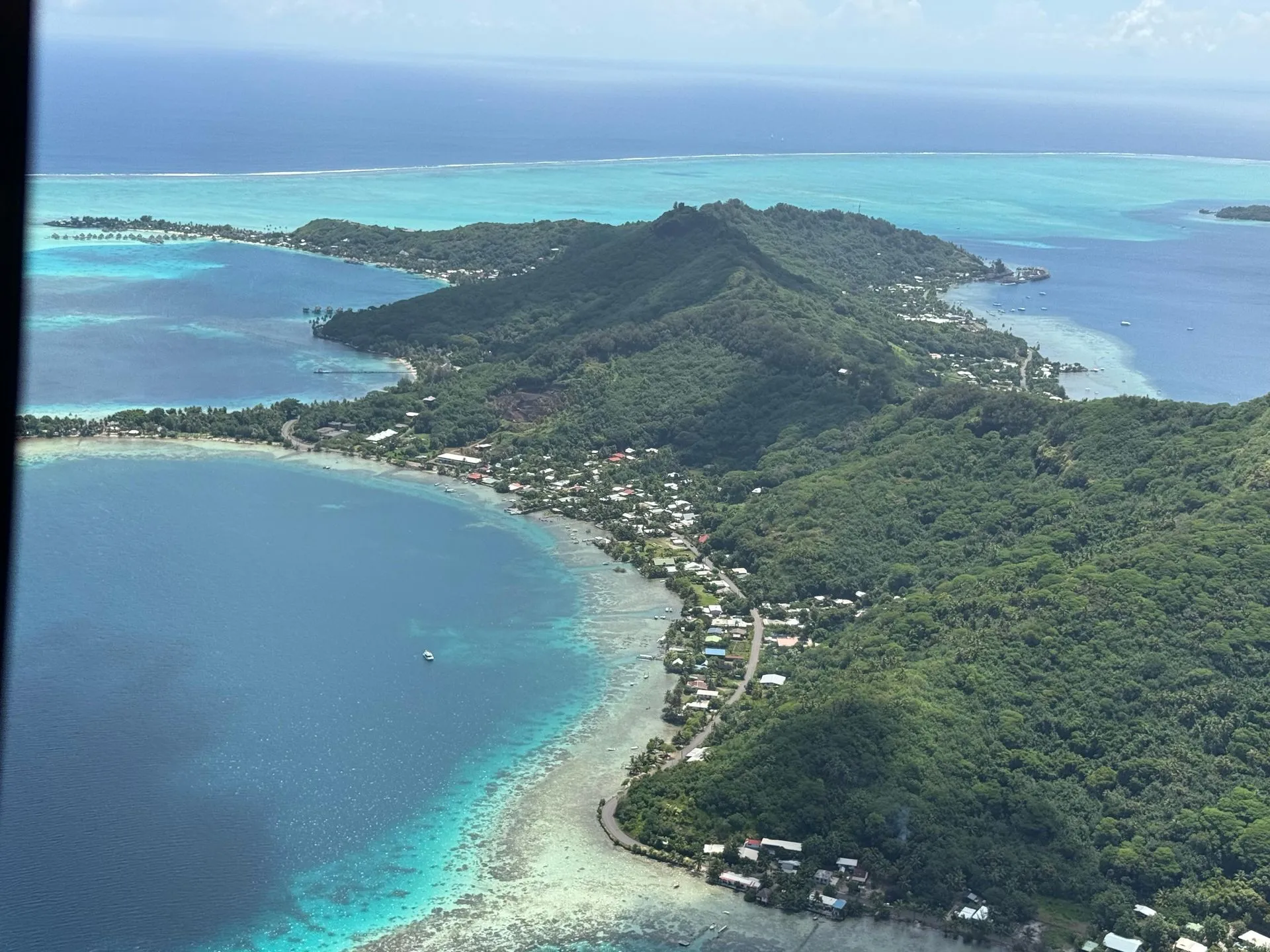 BORA BORA, FRENCH POLYNESIA