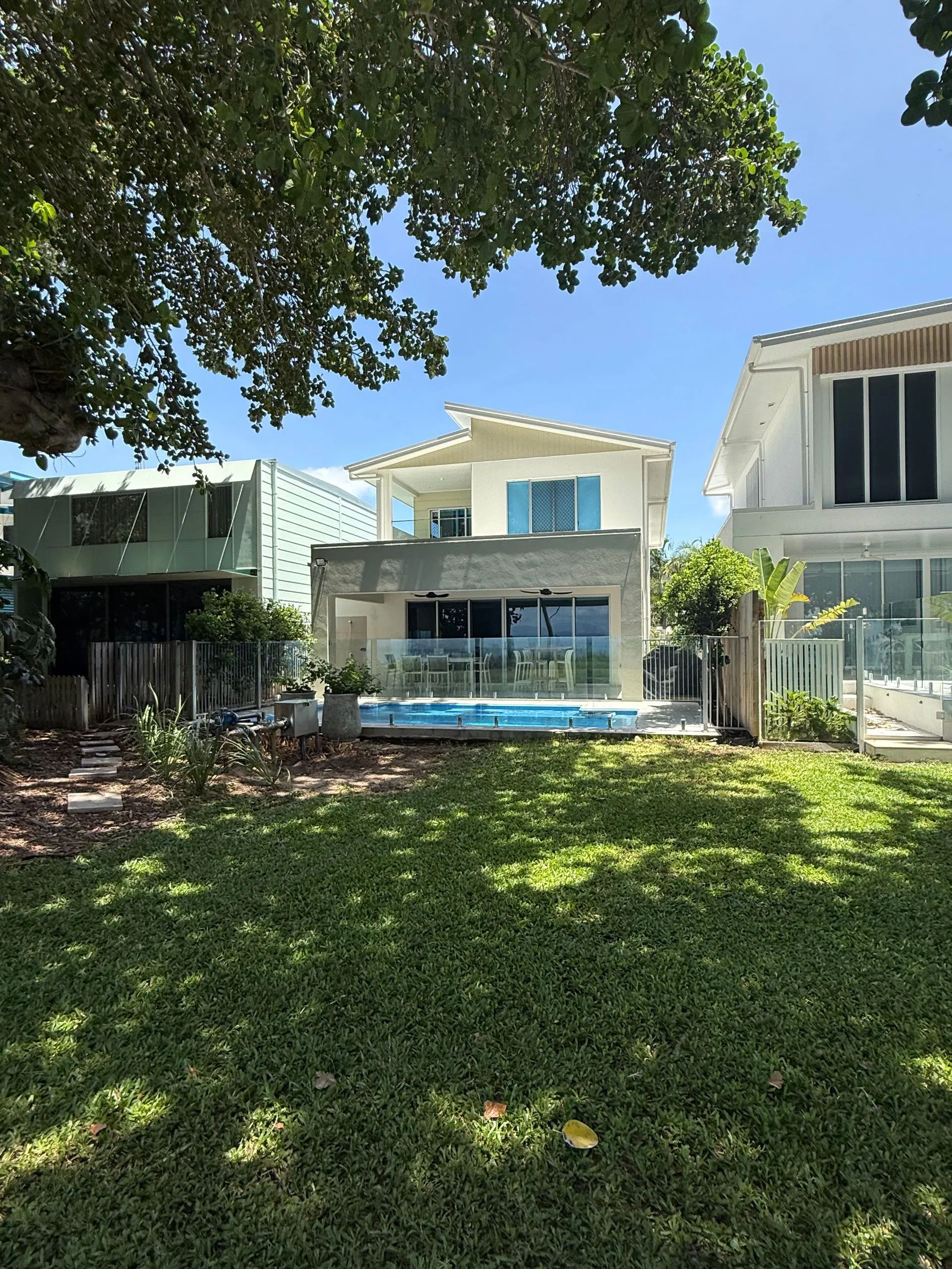 MAGNETIC ISLAND - KOALA'S