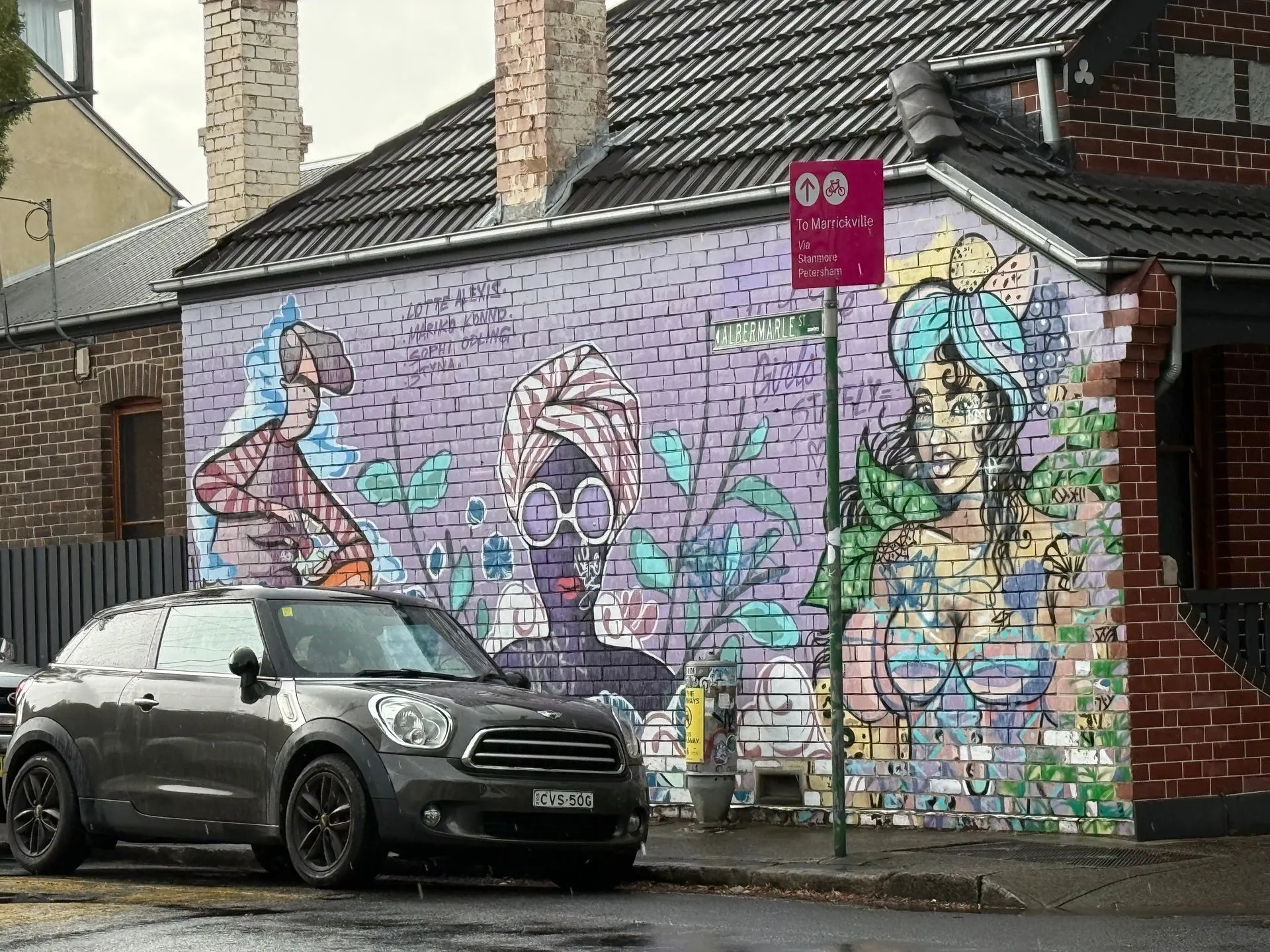 NEWTON SYDNEY, AUSTRALIA - Street Art & Food Tour