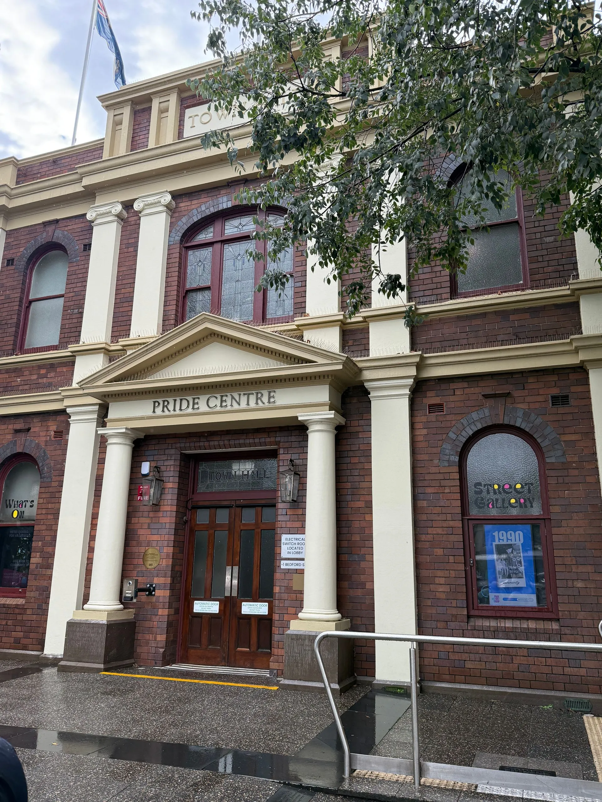 NEWTON SYDNEY, AUSTRALIA - Street Art & Food Tour