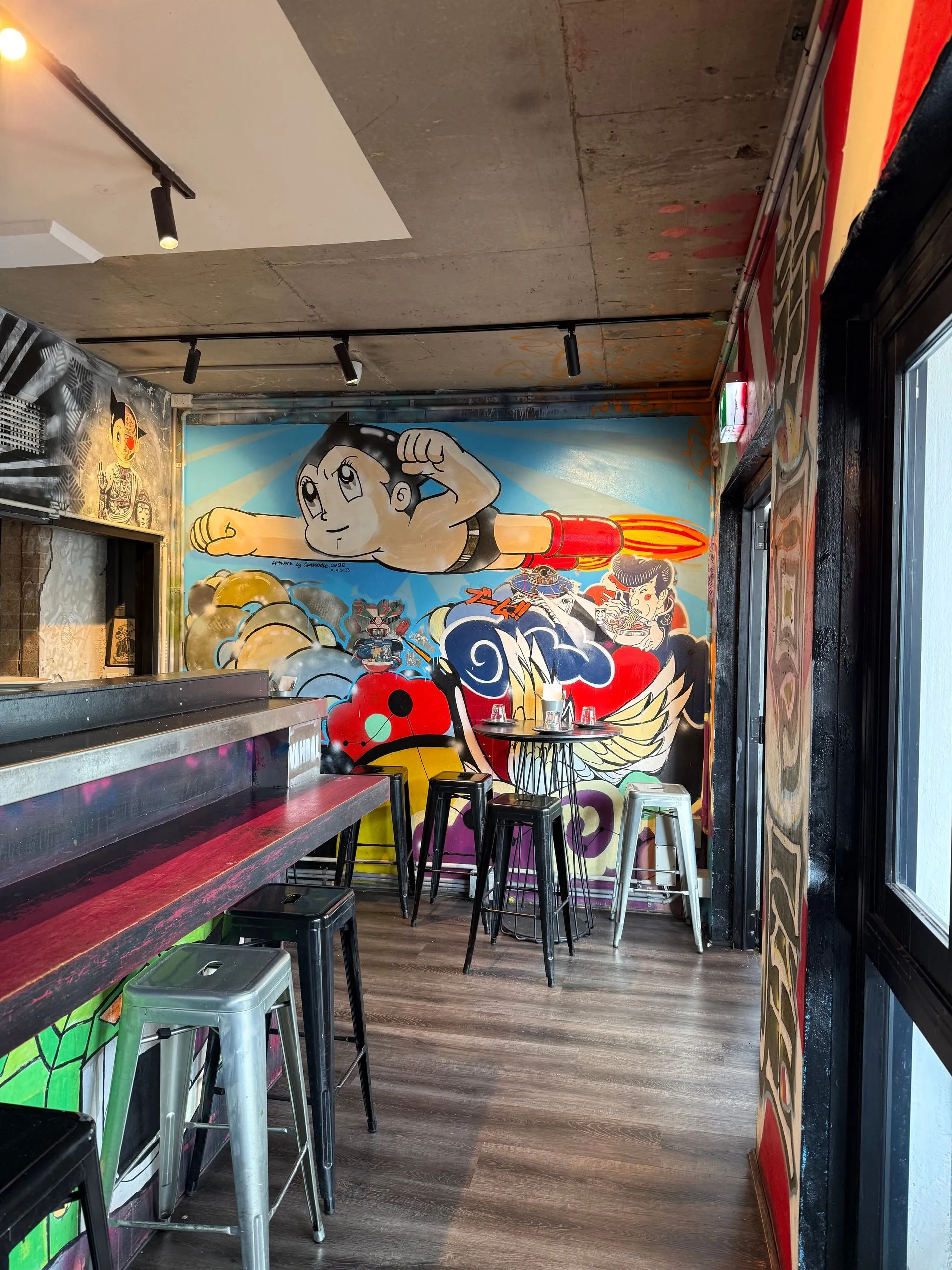 NEWTON SYDNEY, AUSTRALIA - Street Art & Food Tour