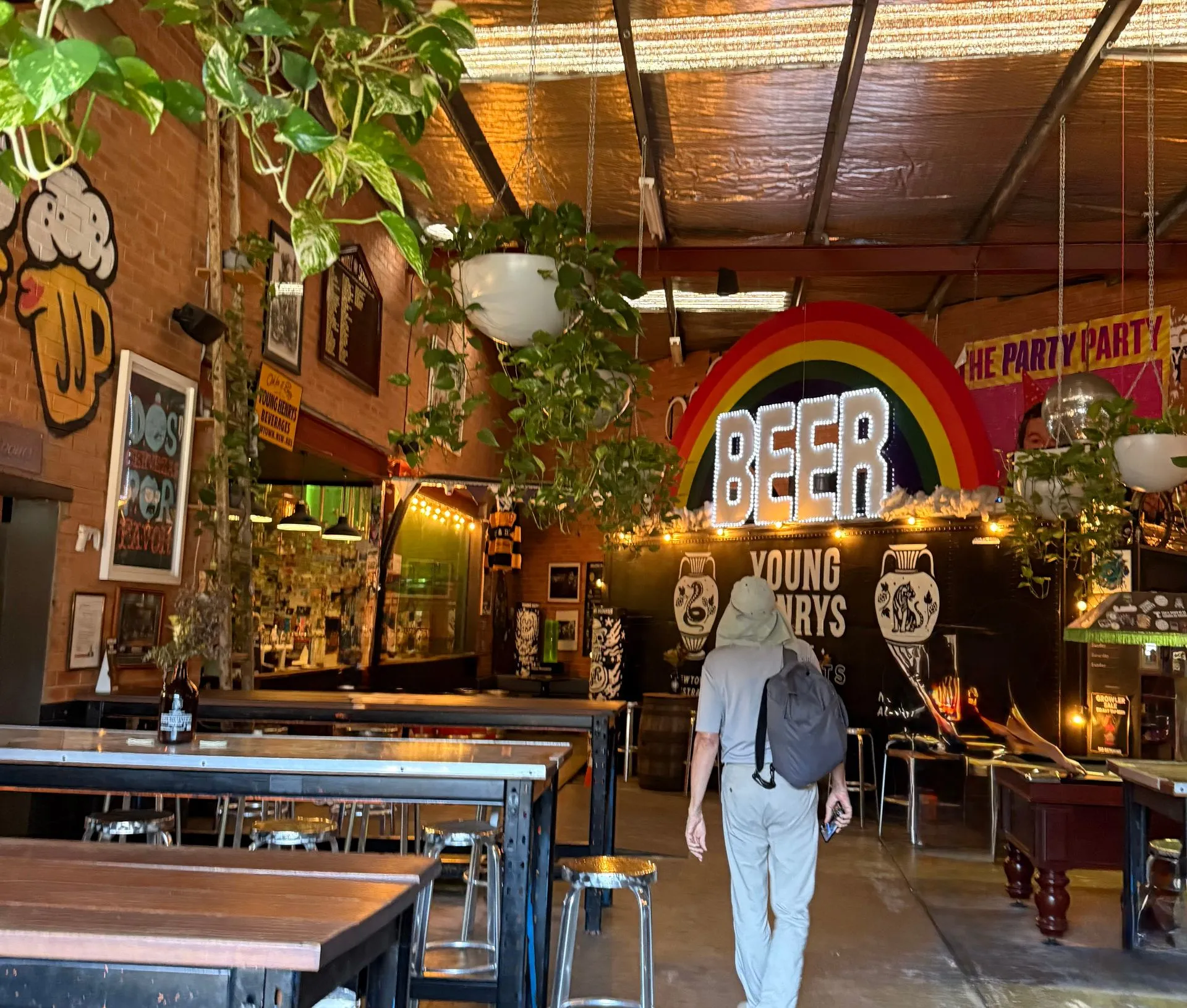 NEWTON SYDNEY, AUSTRALIA - Street Art & Food Tour