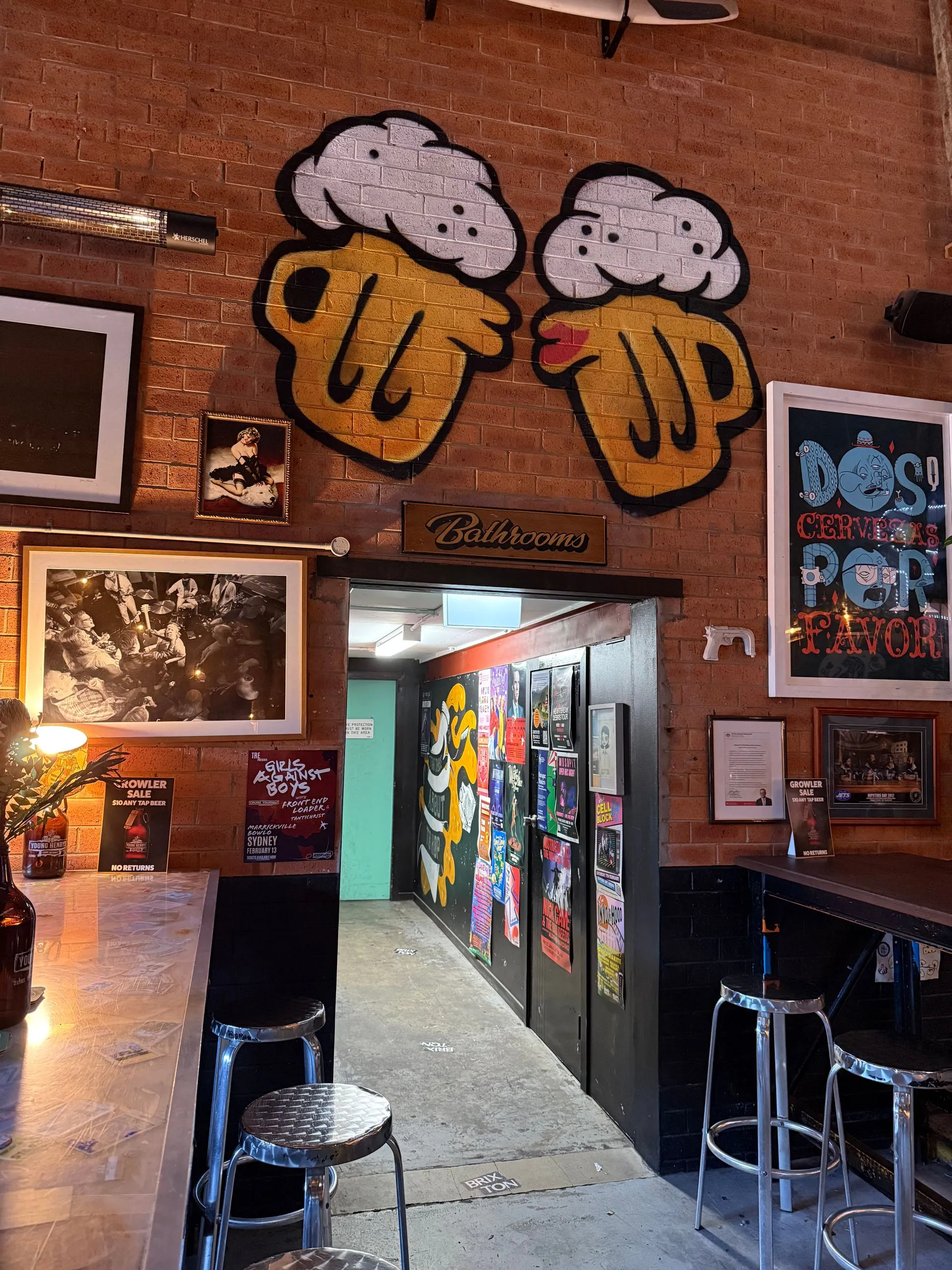 NEWTON SYDNEY, AUSTRALIA - Street Art & Food Tour