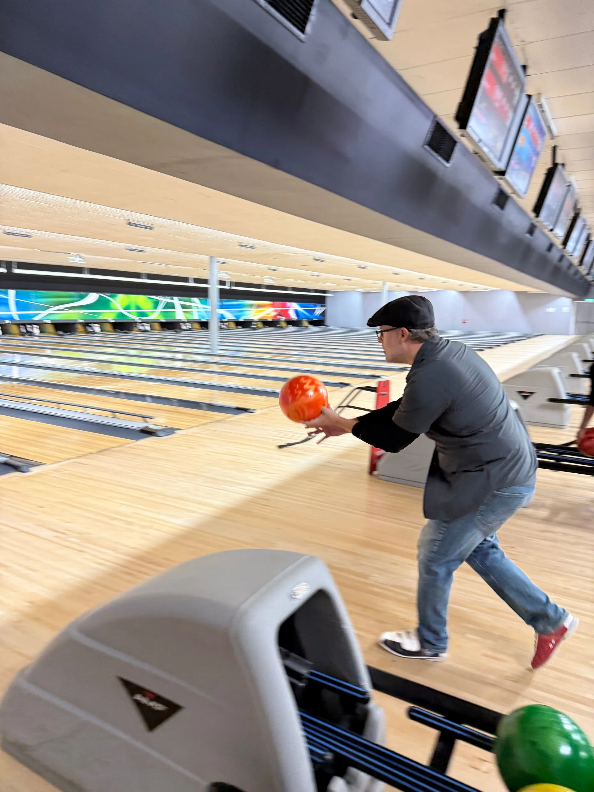 HOBART BOWLING PARTY - TASMANIA, AUSTRALIA