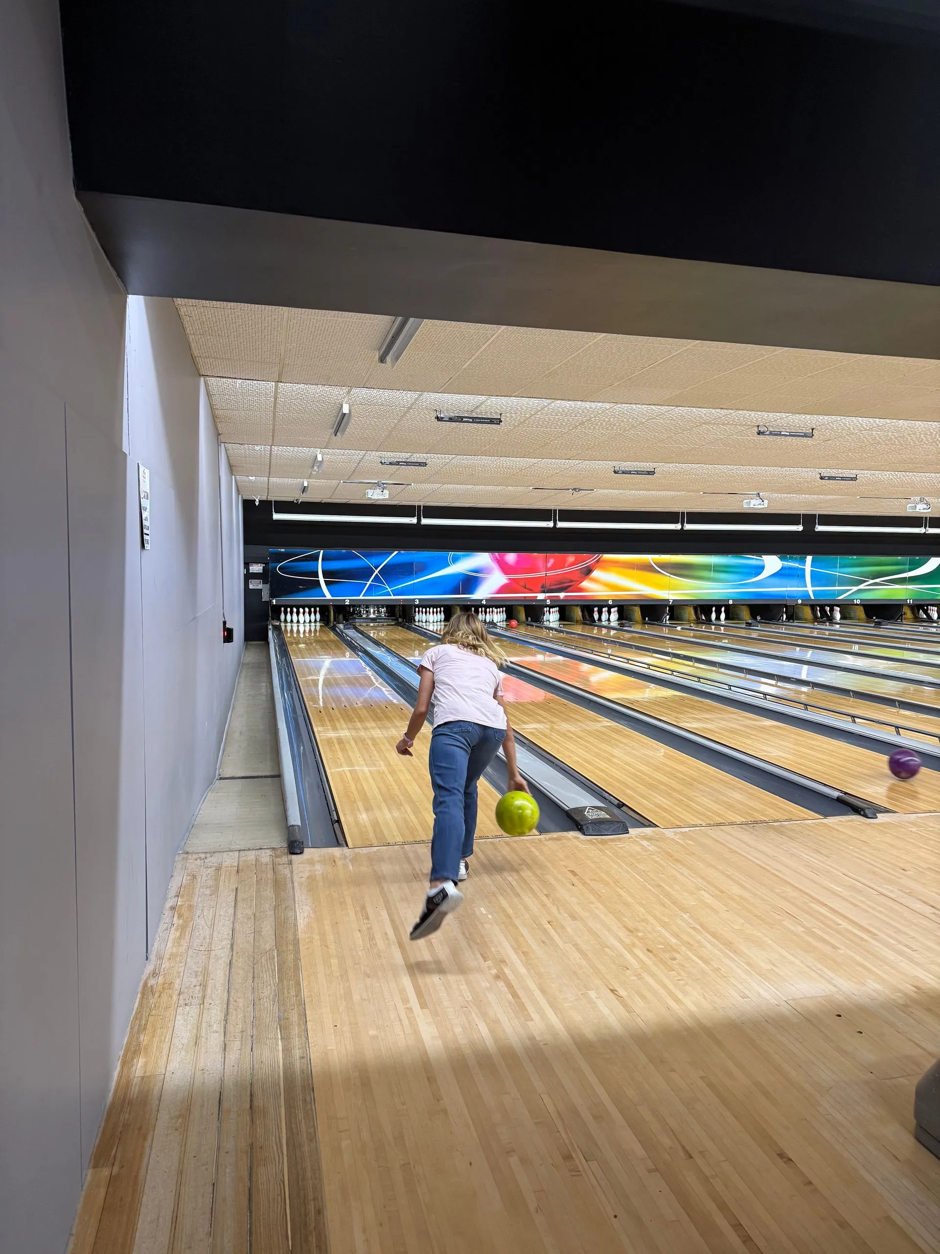 HOBART BOWLING PARTY - TASMANIA, AUSTRALIA