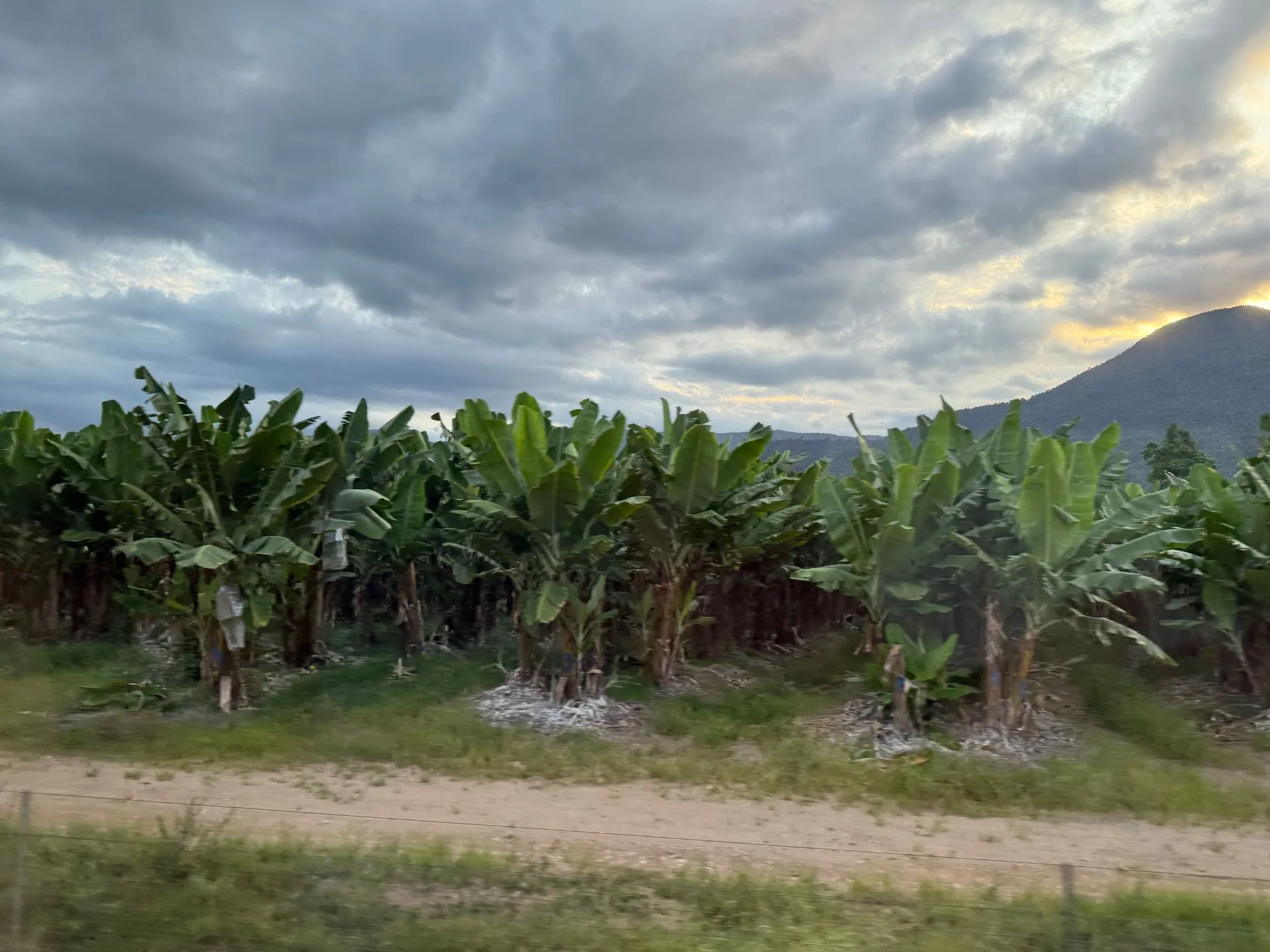TULLY RIVER, WHITE WATER RAFTING, AUSTRALIA