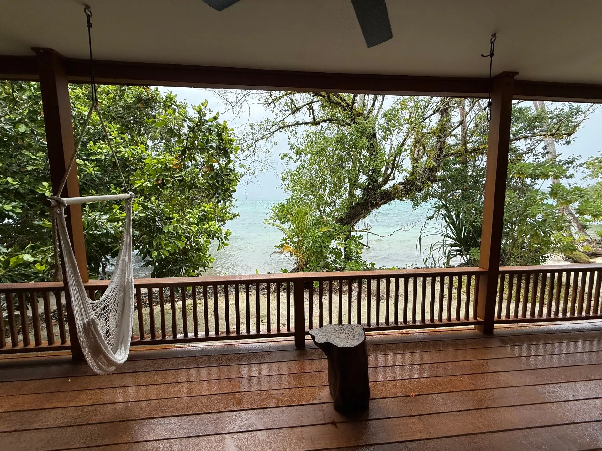 UEPI ISLAND, SOLOMON ISLANDS