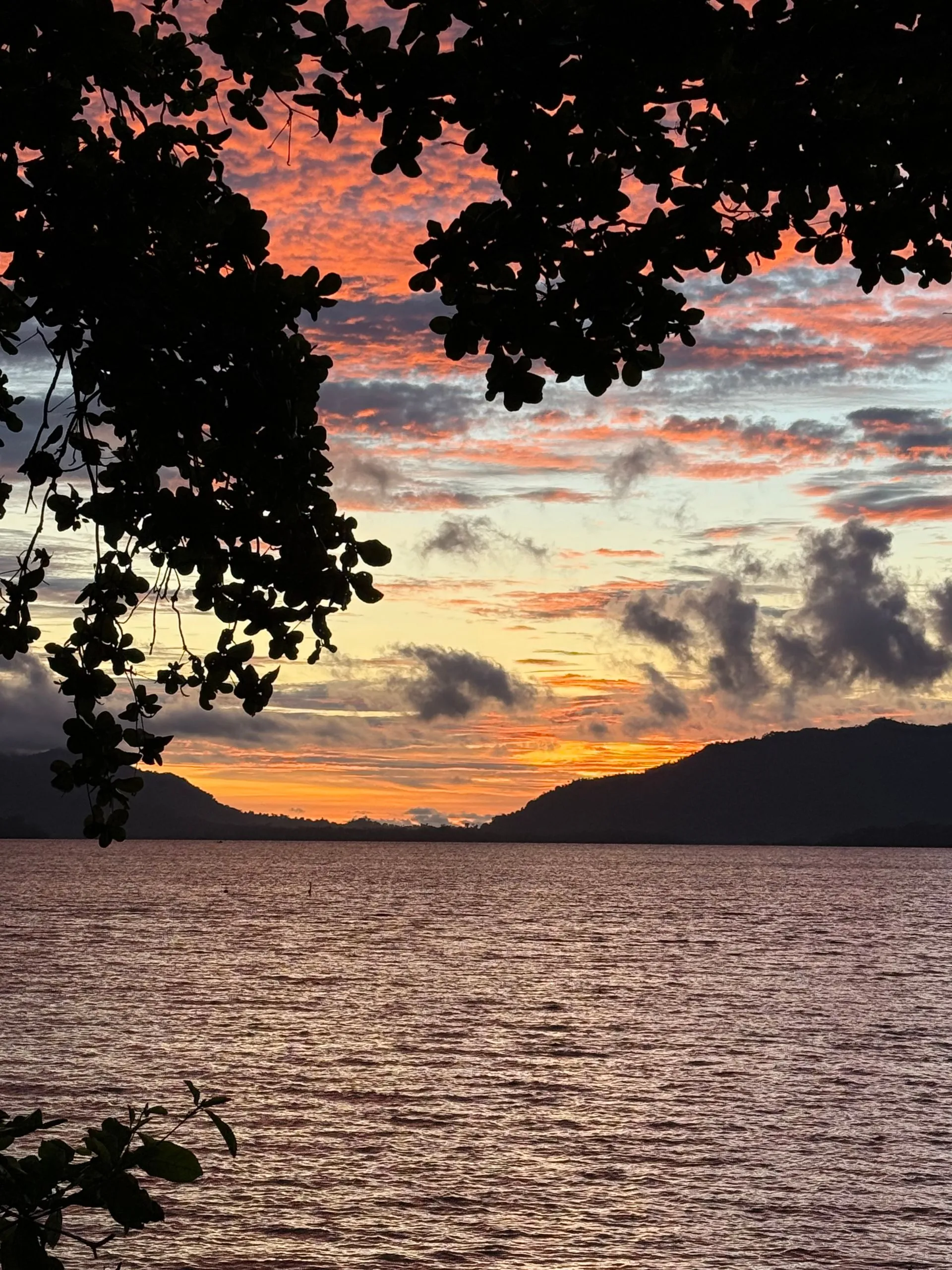UEPI ISLAND, SOLOMON ISLANDS