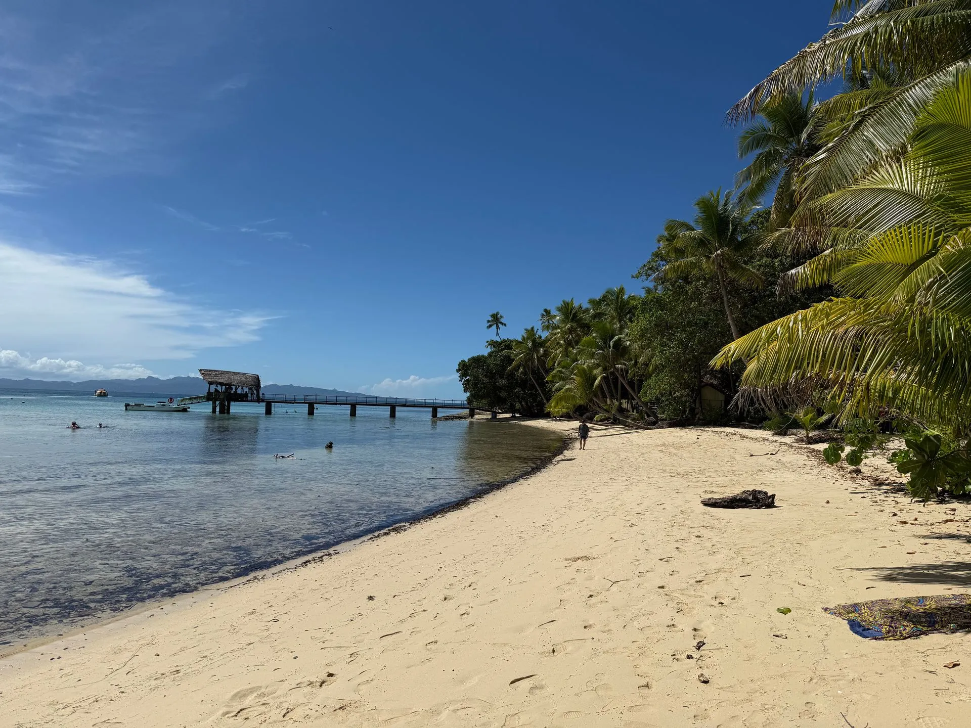 LELEUVIA ISLAND RESORT, FIJI