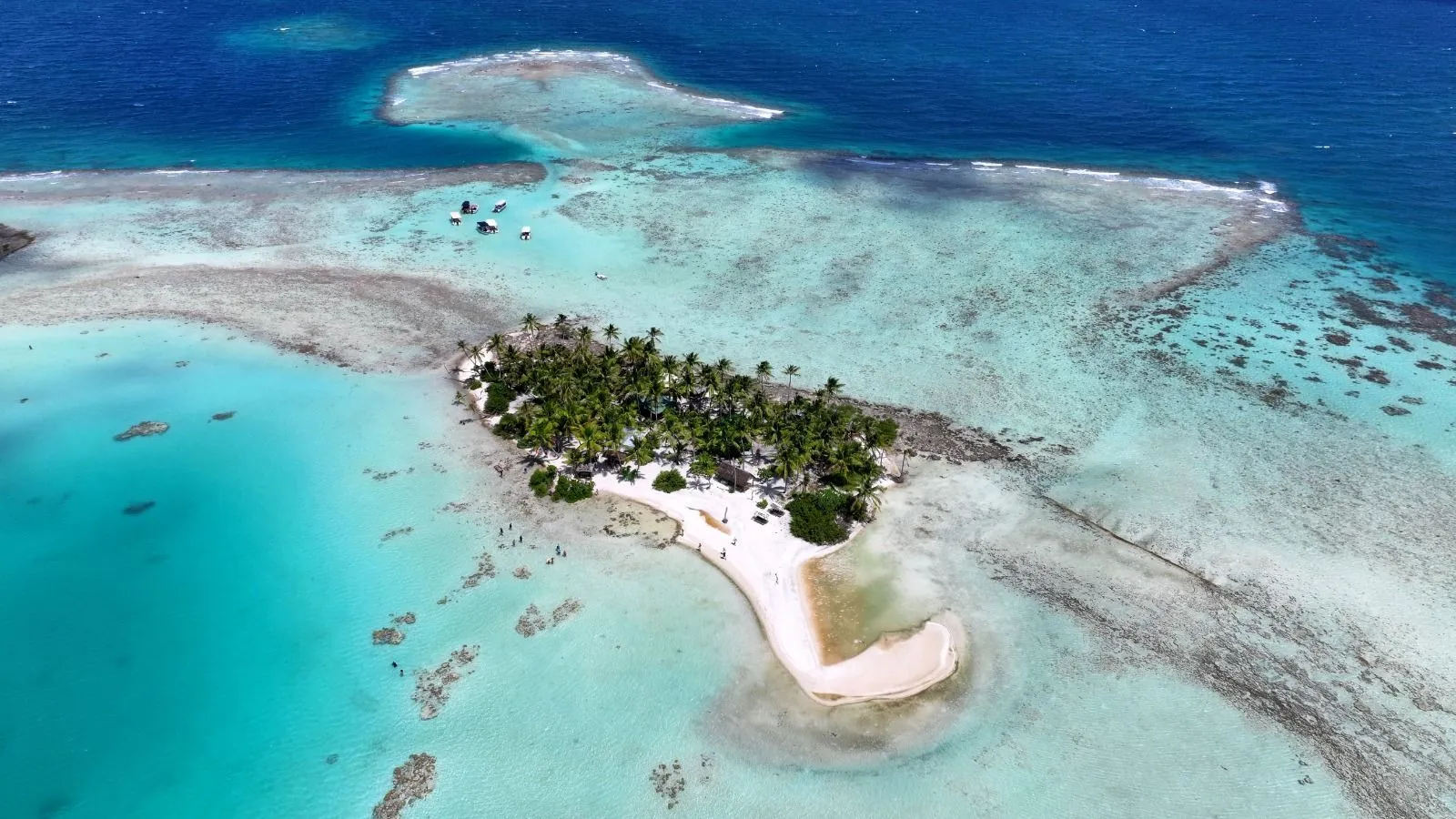 RANGIROA, FRENCH POLYNESIA - Drone Shots
