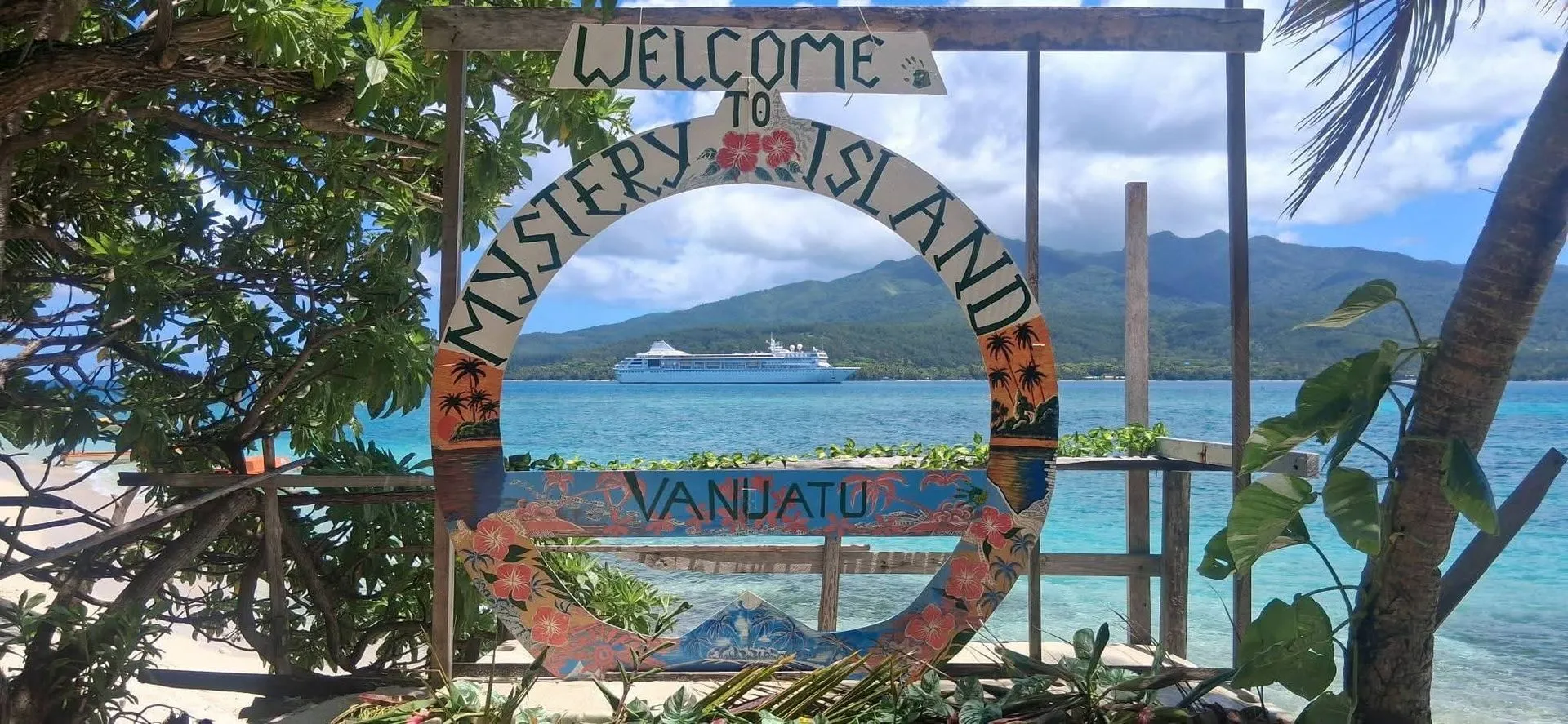 MYSTERY ISLAND, VANUATU