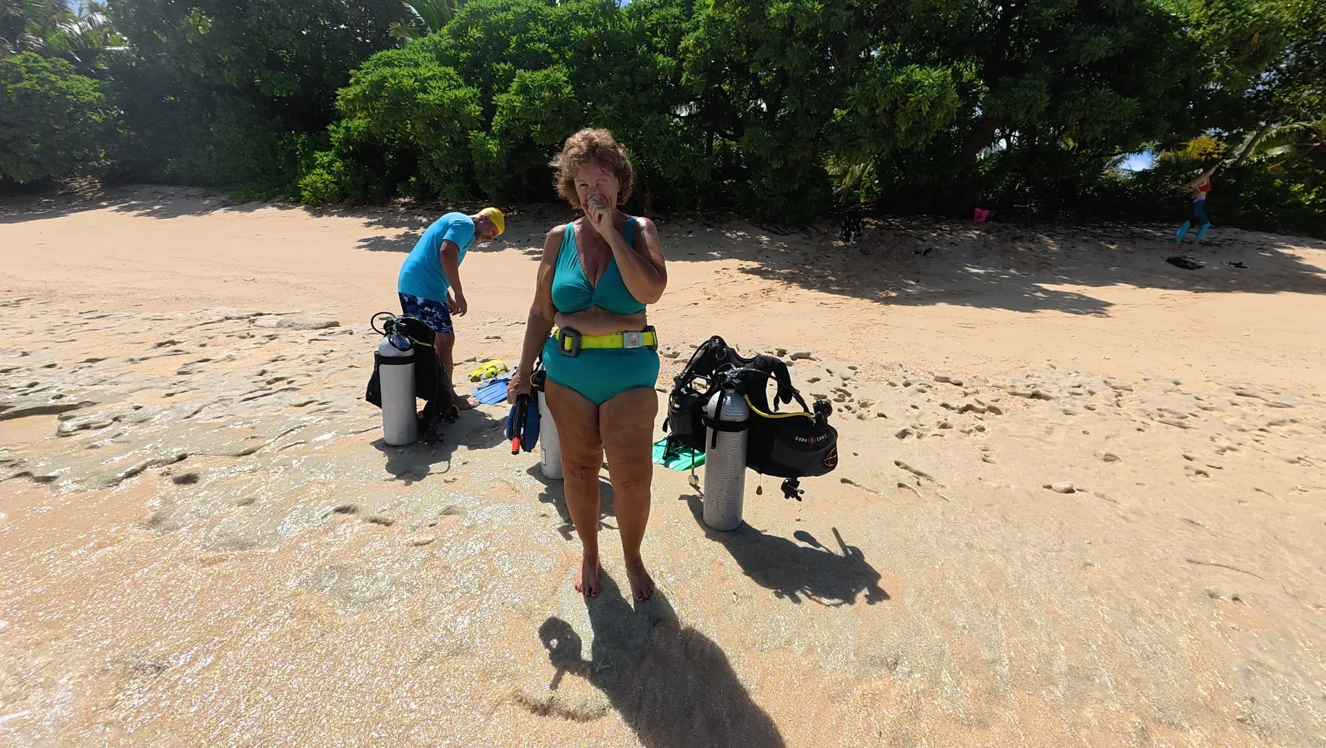 HA"APAI, TONGA - PADI CERTIFICATION