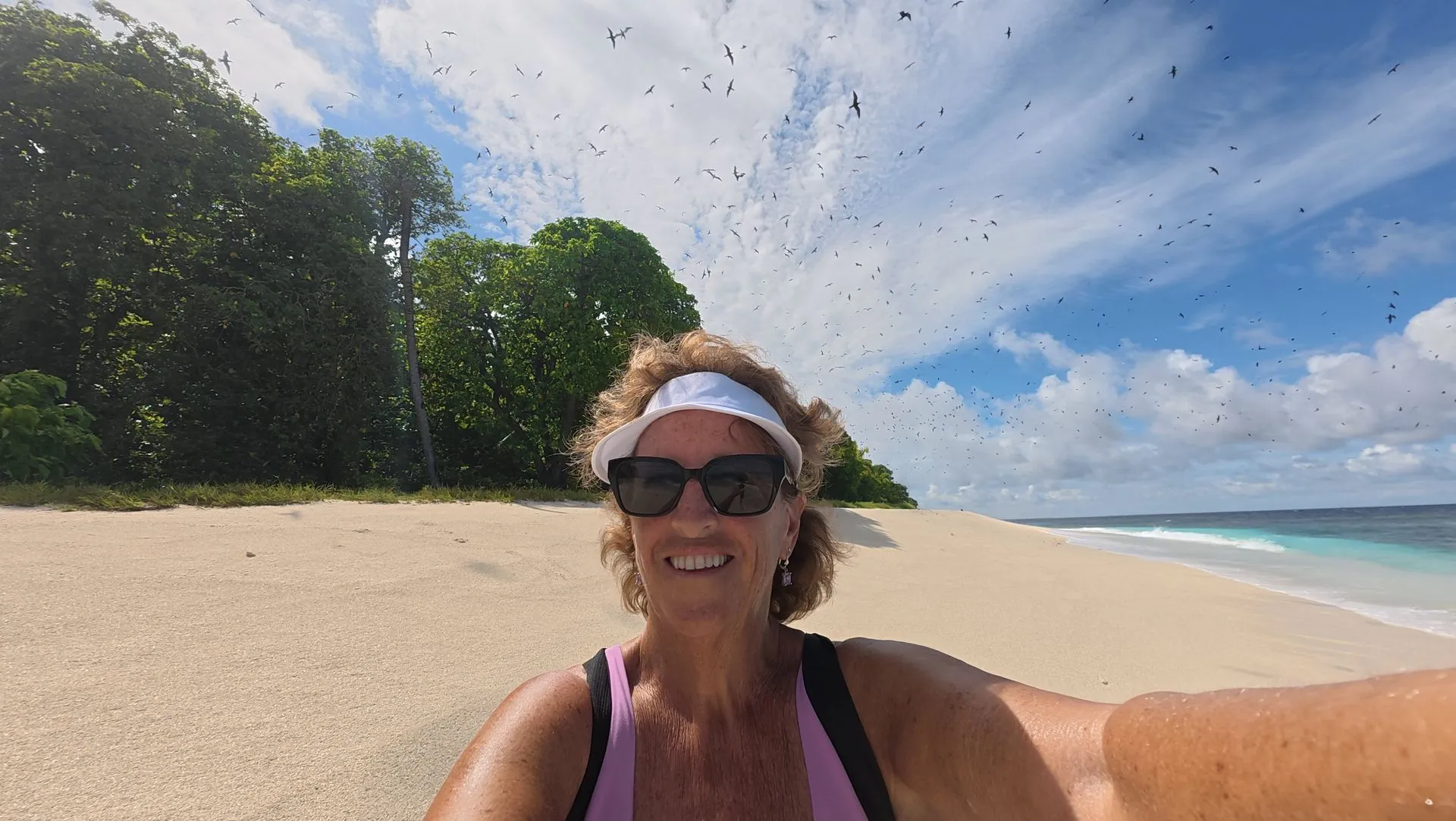 HA'APAI , TONGA - MATAFONUA RESORT