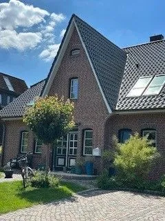 Hansel & Gretel Cottages